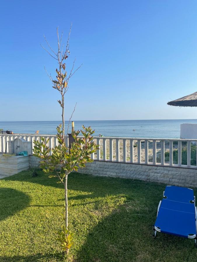 Luxury Apartment First Line Sea By Makhome Messagala Néa Meságkala Eksteriør billede
